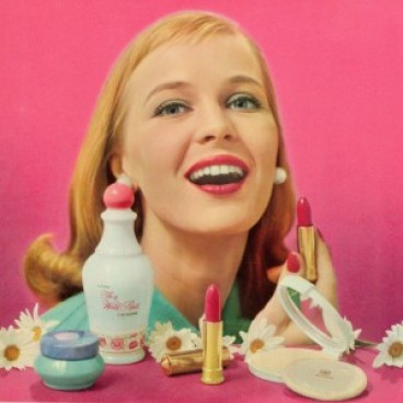 historia-labial-6-un-lindo-toque-de-rosa-aparece-en-un-anuncio-de-la-revista-seventeen-1957-300x300